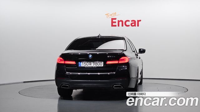 BMW 5-Series 2023 — photo 4