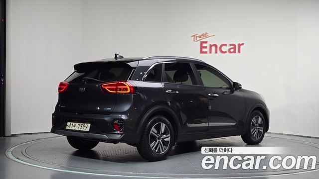 Kia Niro 2020 — photo 2