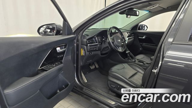 Kia Niro 2020 — photo 10