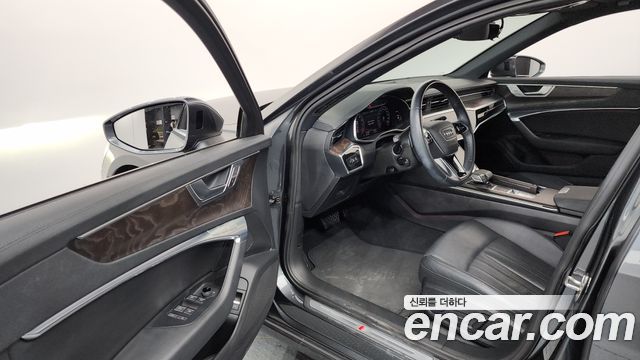 Audi A6 2020 — photo 13