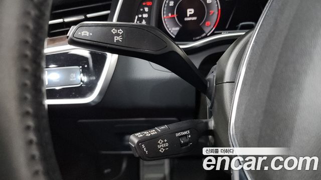 Audi A6 2020 — photo 26