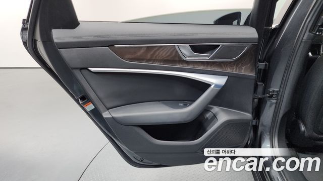 Audi A6 2020 — photo 15