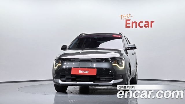 Kia Niro 2023 — photo 3