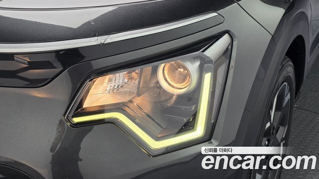 Kia Niro 2023 — photo 8