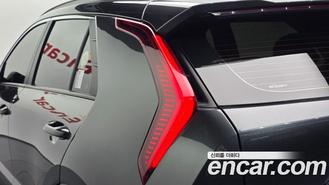 Kia Niro 2023 — photo 9