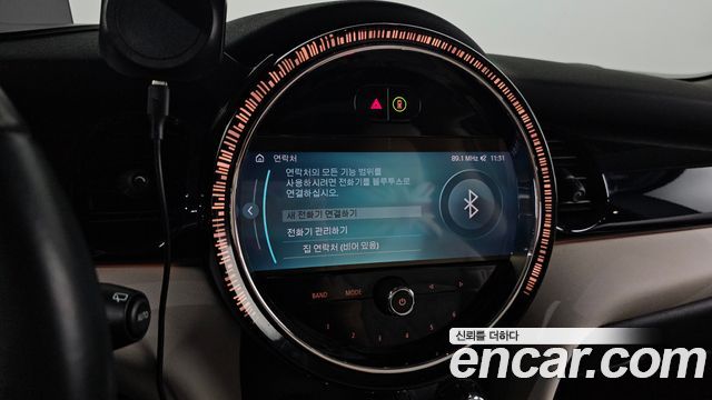 Mini Cooper 2023 — photo 22