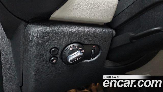 Mini Cooper 2023 — photo 24