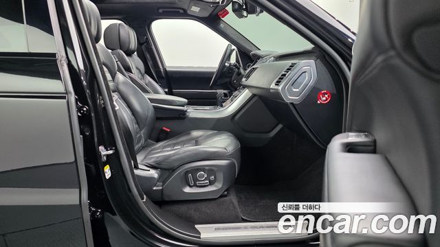 Land Rover Range Rover Sport 2016 — photo 16