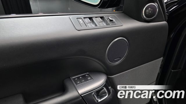 Land Rover Range Rover Sport 2016 — photo 30