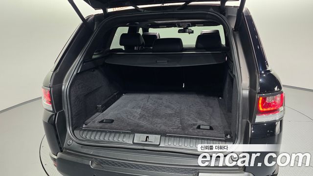 Land Rover Range Rover Sport 2016 — photo 34