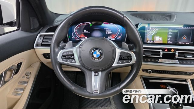 BMW 3-Series 2022 — photo 20