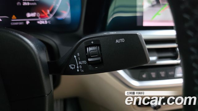 BMW 3-Series 2022 — photo 26