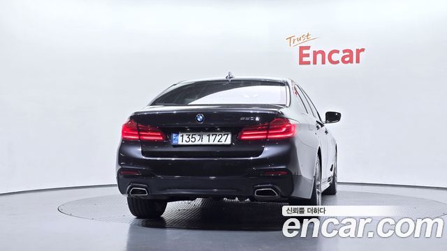BMW 5-Series 2018 — photo 4