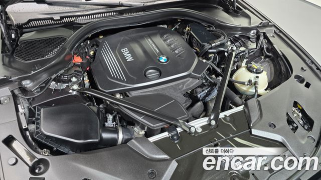 BMW 5-Series 2018 — photo 6