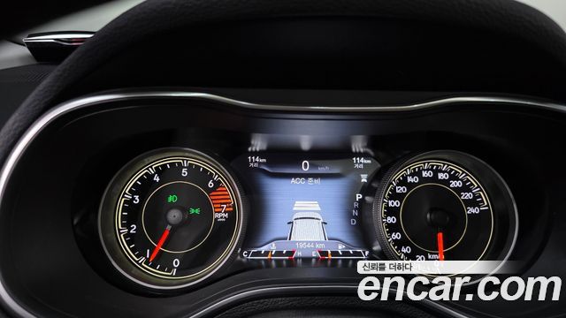 Jeep Cherokee 2021 — photo 8