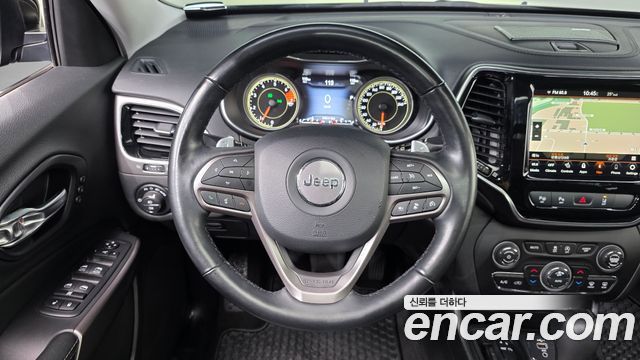 Jeep Cherokee 2021 — photo 13