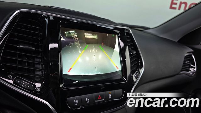 Jeep Cherokee 2021 — photo 16