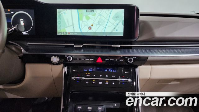 Kia Canival 2022 — photo 19