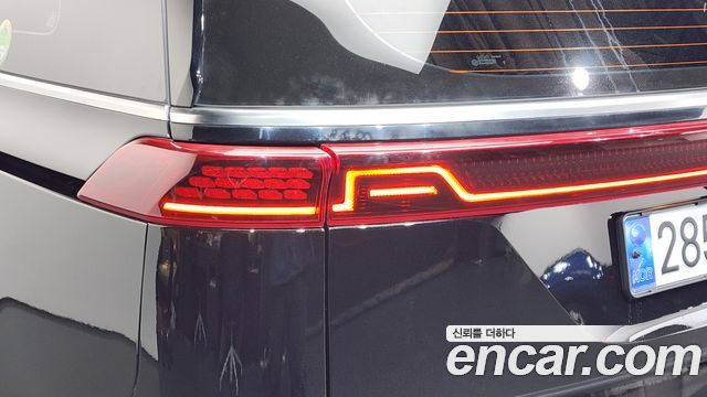 Kia Canival 2022 — photo 9