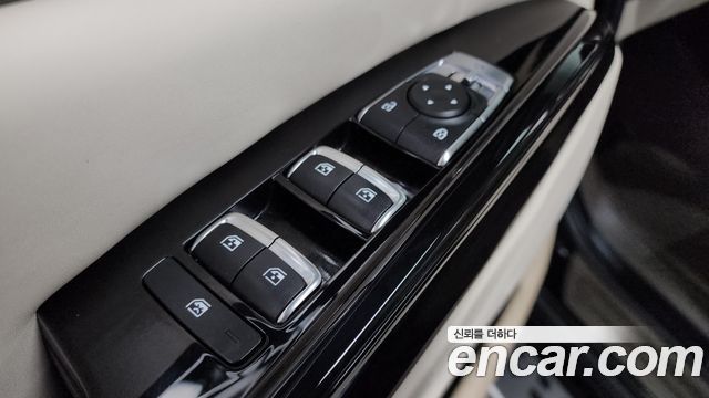 Kia Canival 2022 — photo 30