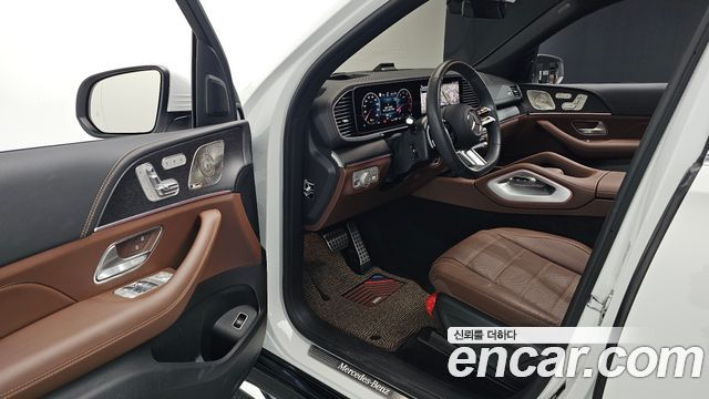 Mercedes-Benz GLS-Class 2025 — photo 17