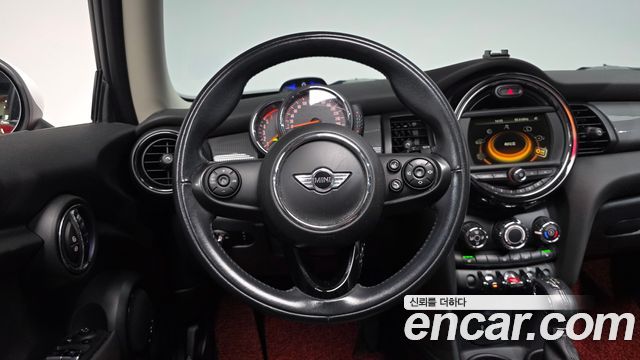 Mini Cooper 2016 — photo 19