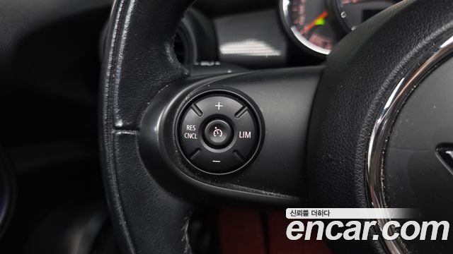 Mini Cooper 2016 — photo 23