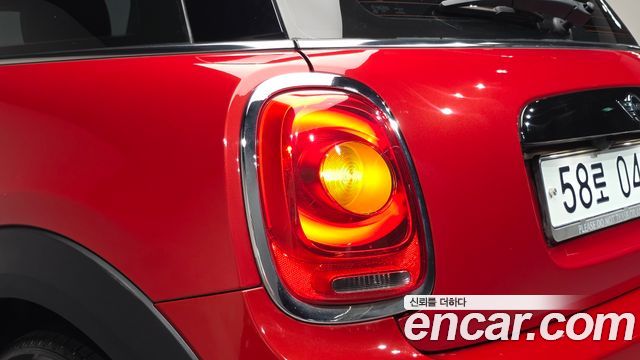 Mini Cooper 2016 — photo 9