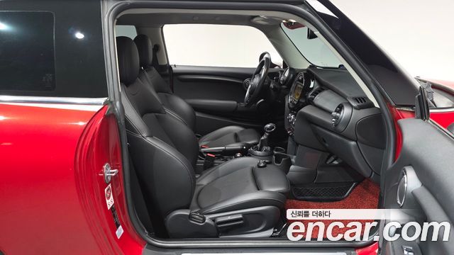 Mini Cooper 2016 — photo 16