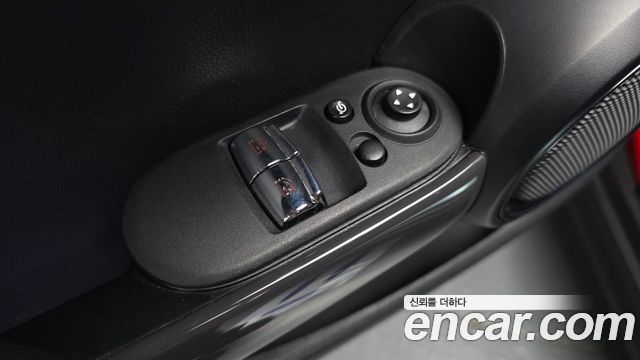 Mini Cooper 2016 — photo 30