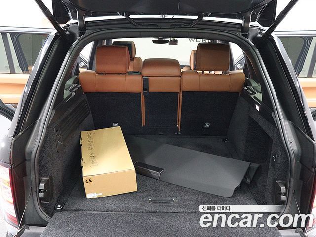 Land Rover Range Rover 2017 — photo 18