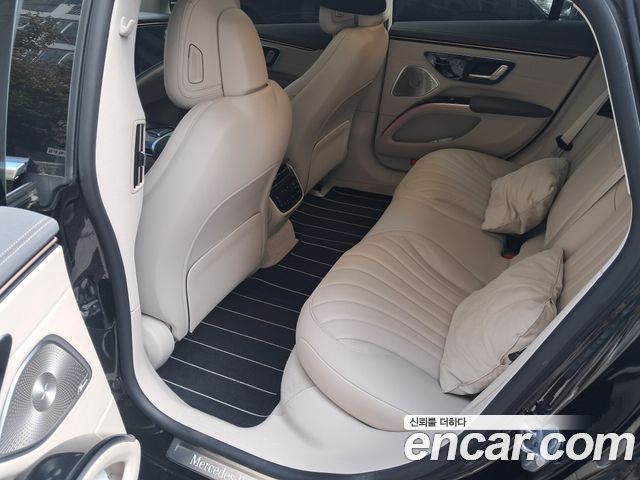 Mercedes-Benz EQS 2022 — photo 9