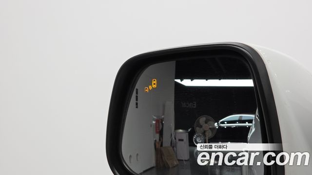 Chevrolet Korea Orlando 2015 — photo 28