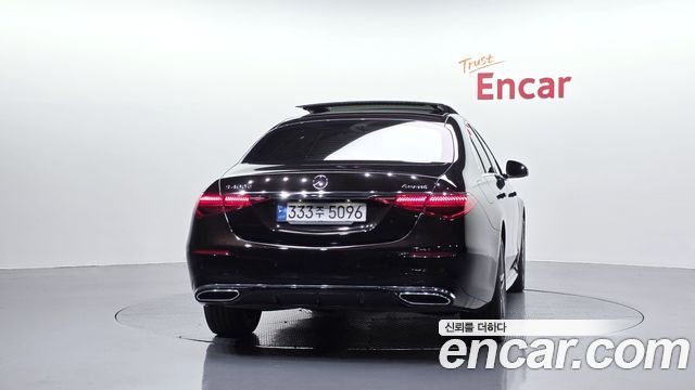 Mercedes-Benz S-Class 2022 — photo 4