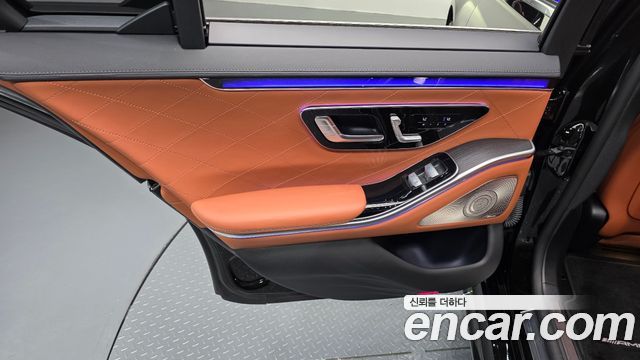 Mercedes-Benz S-Class 2022 — photo 15
