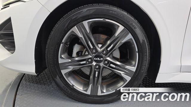 Kia K5 2022 — photo 5