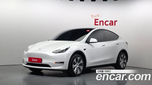 Tesla Model Y 2022 — photo 1