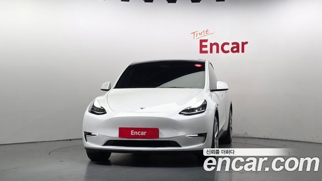 Tesla Model Y 2022 — photo 3
