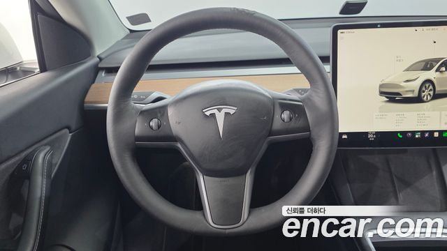 Tesla Model Y 2022 — photo 13