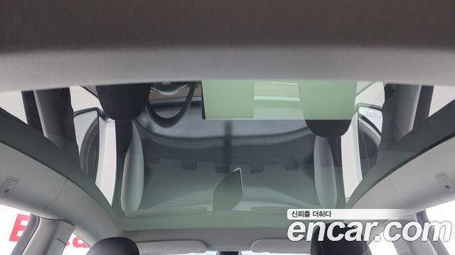 Tesla Model Y 2022 — photo 20