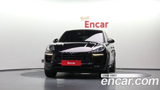 Porsche Macan 2017 — photo 3
