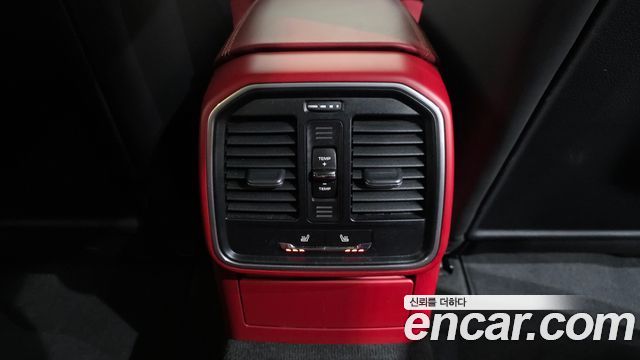 Porsche Macan 2017 — photo 10