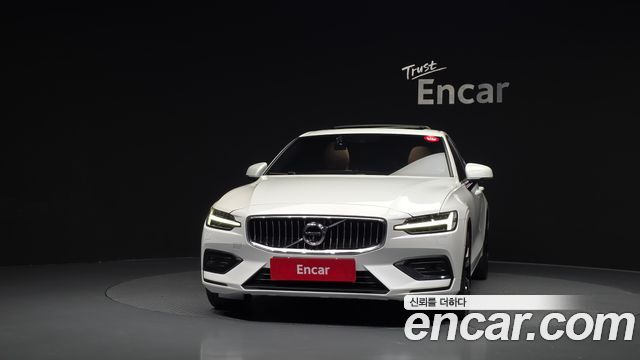 Volvo S60 2020 — photo 3