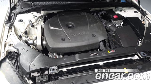 Volvo S60 2020 — photo 6