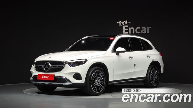Mercedes-Benz GLC-Class 2025 — photo 1