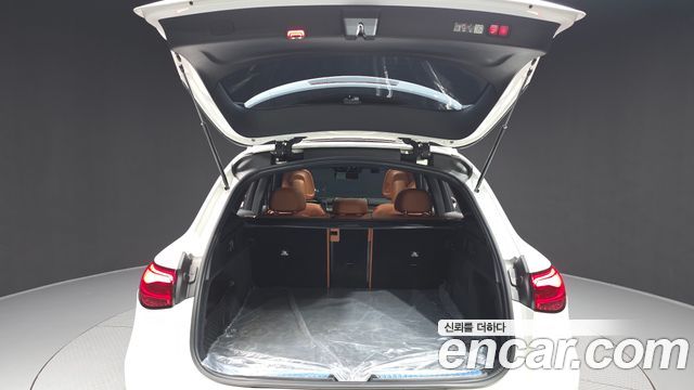 Mercedes-Benz GLC-Class 2025 — photo 26