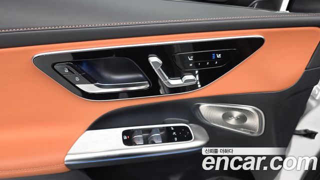 Mercedes-Benz GLC-Class 2025 — photo 29