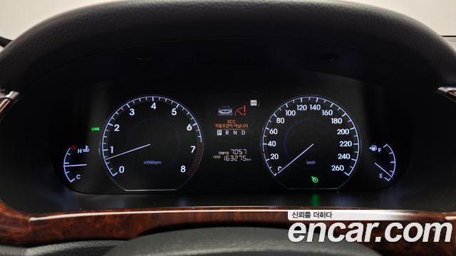 Hyundai Equus 2012 — photo 11