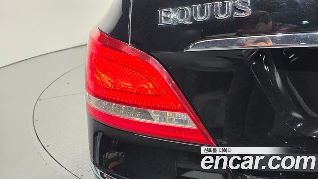 Hyundai Equus 2012 — photo 9