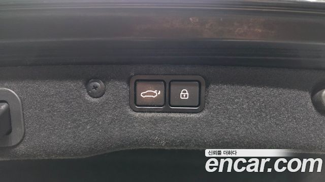 Hyundai Equus 2012 — photo 31